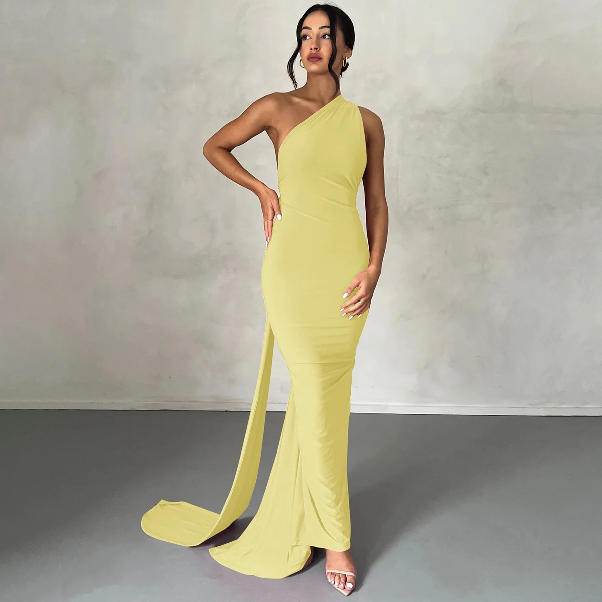 Hugcitar One Shoulder Backless Adjustable Scarf Loop Ruched Sexy Maxi Dress Women Elegant Y2K Streetwear Festival Outfit