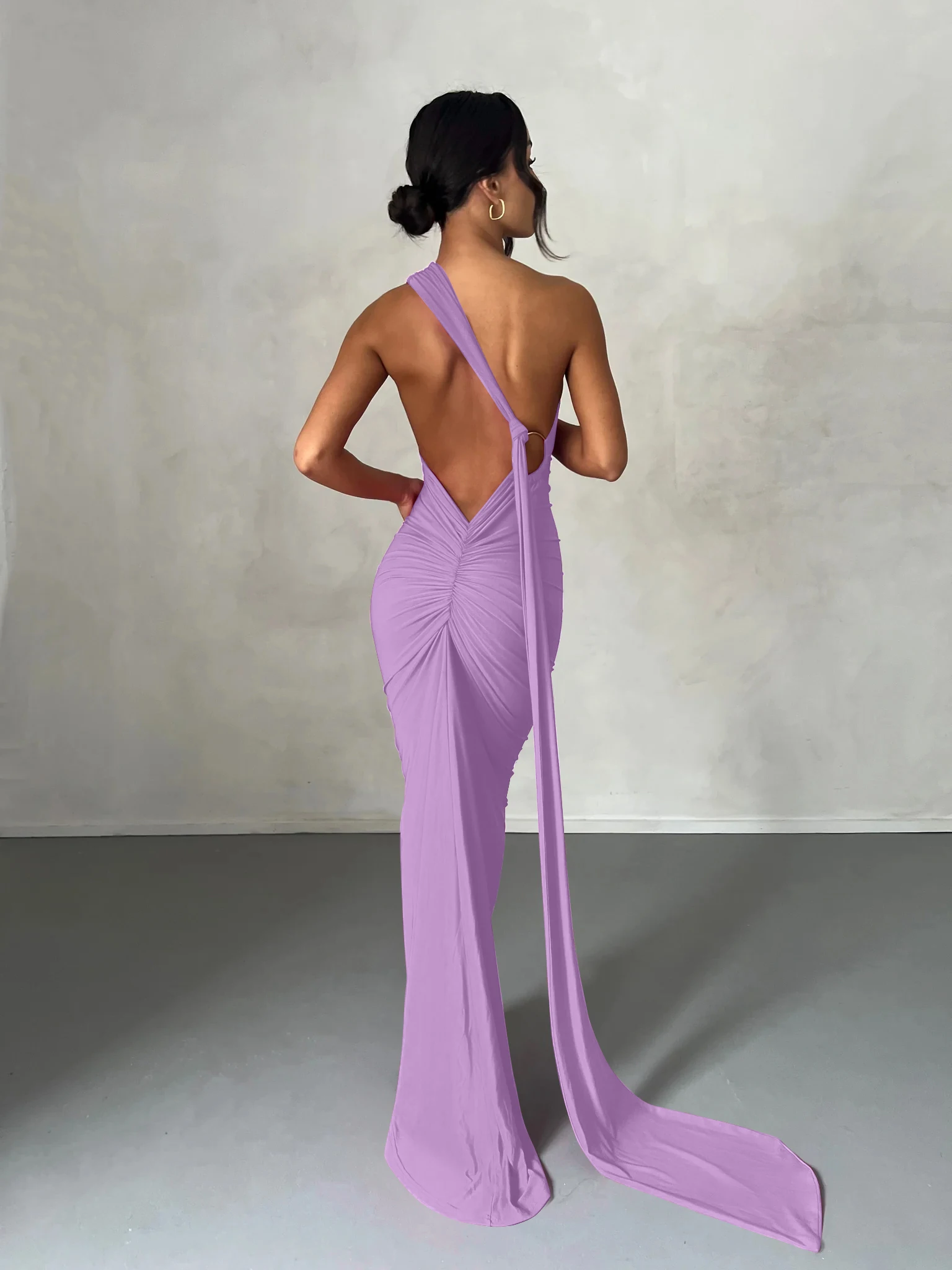 Hugcitar One Shoulder Backless Adjustable Scarf Loop Ruched Sexy Maxi Dress Women Elegant Y2K Streetwear Festival Outfit