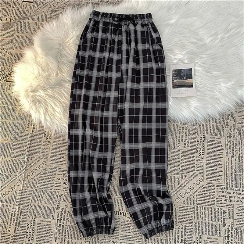 Pants Women New Bunch of feet Fashion Loose Black Plaid Summer Harajuku Students Streetwear Harem Long Trousers Womens Chic