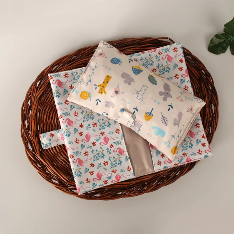 5pcs Anti-Slip Sanitary Pads Graphene Lining Cotton Fabric Breathable Washable Sanitary Napkins for Women Period with Wet Bag
