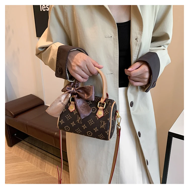 High-End Minimalist Unique Business Leisure Style Large Capacity Diaper Bags For Women's Designer Leather Fashion Tote