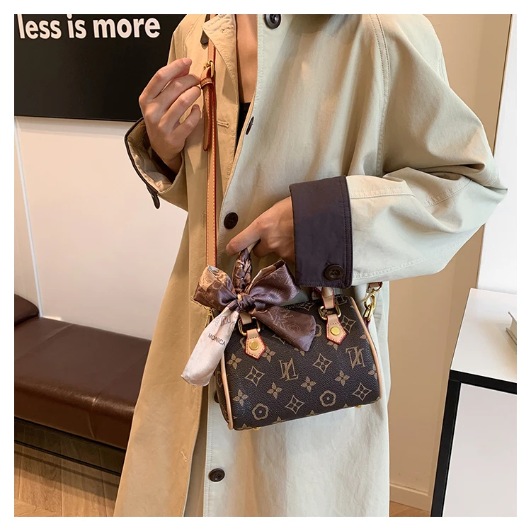 High-End Minimalist Unique Business Leisure Style Large Capacity Diaper Bags For Women's Designer Leather Fashion Tote