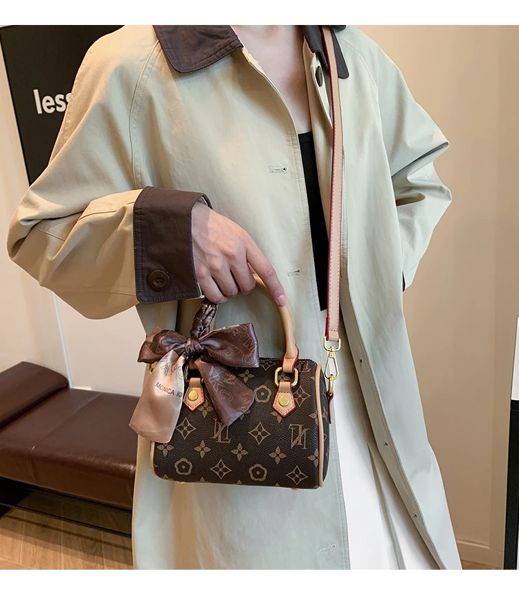 High-End Minimalist Unique Business Leisure Style Large Capacity Diaper Bags For Women's Designer Leather Fashion Tote