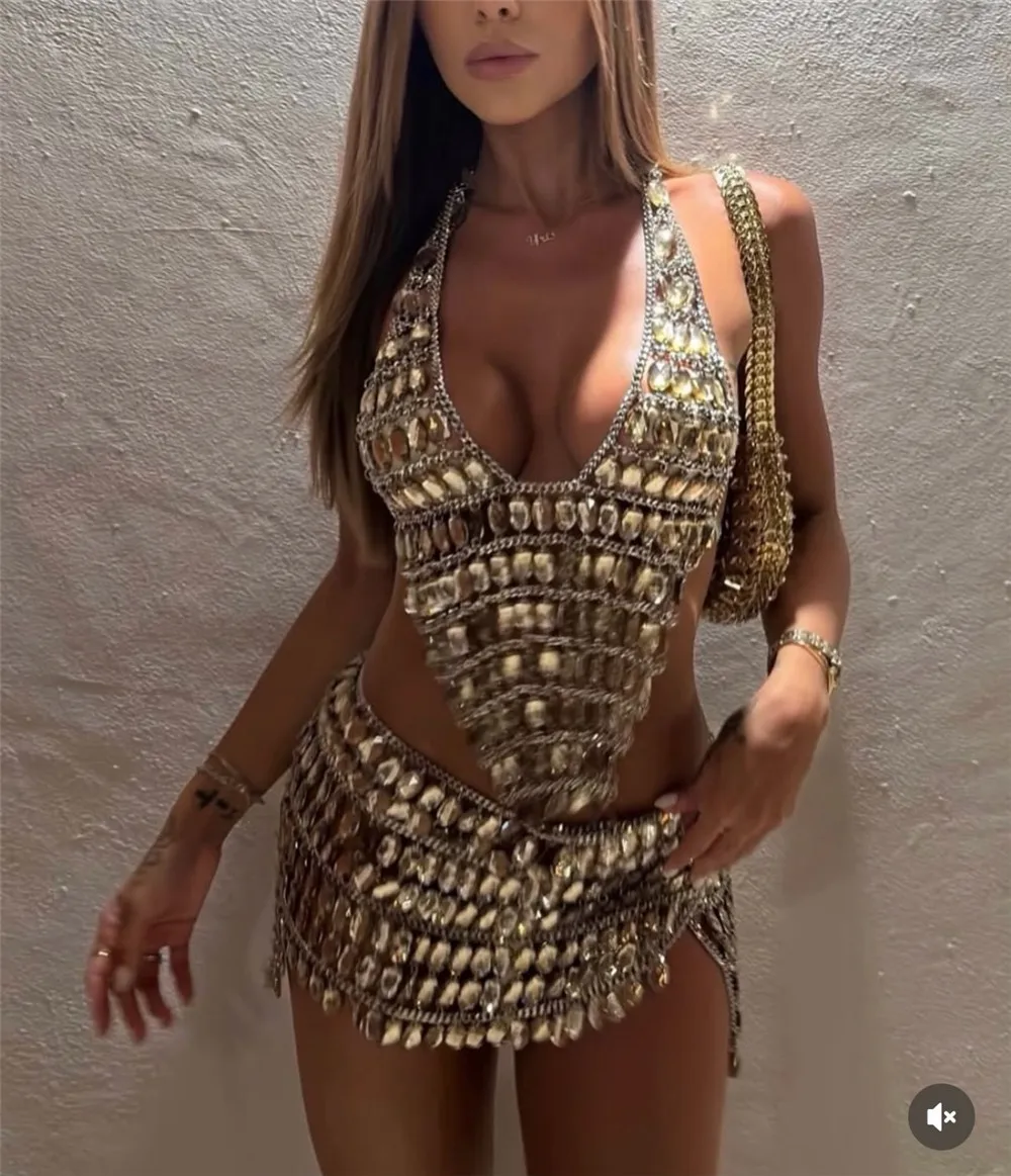 European And American Gold Sparkling Large V-Neck Vest With Waist Chain Set, Holiday Body Chain For Women