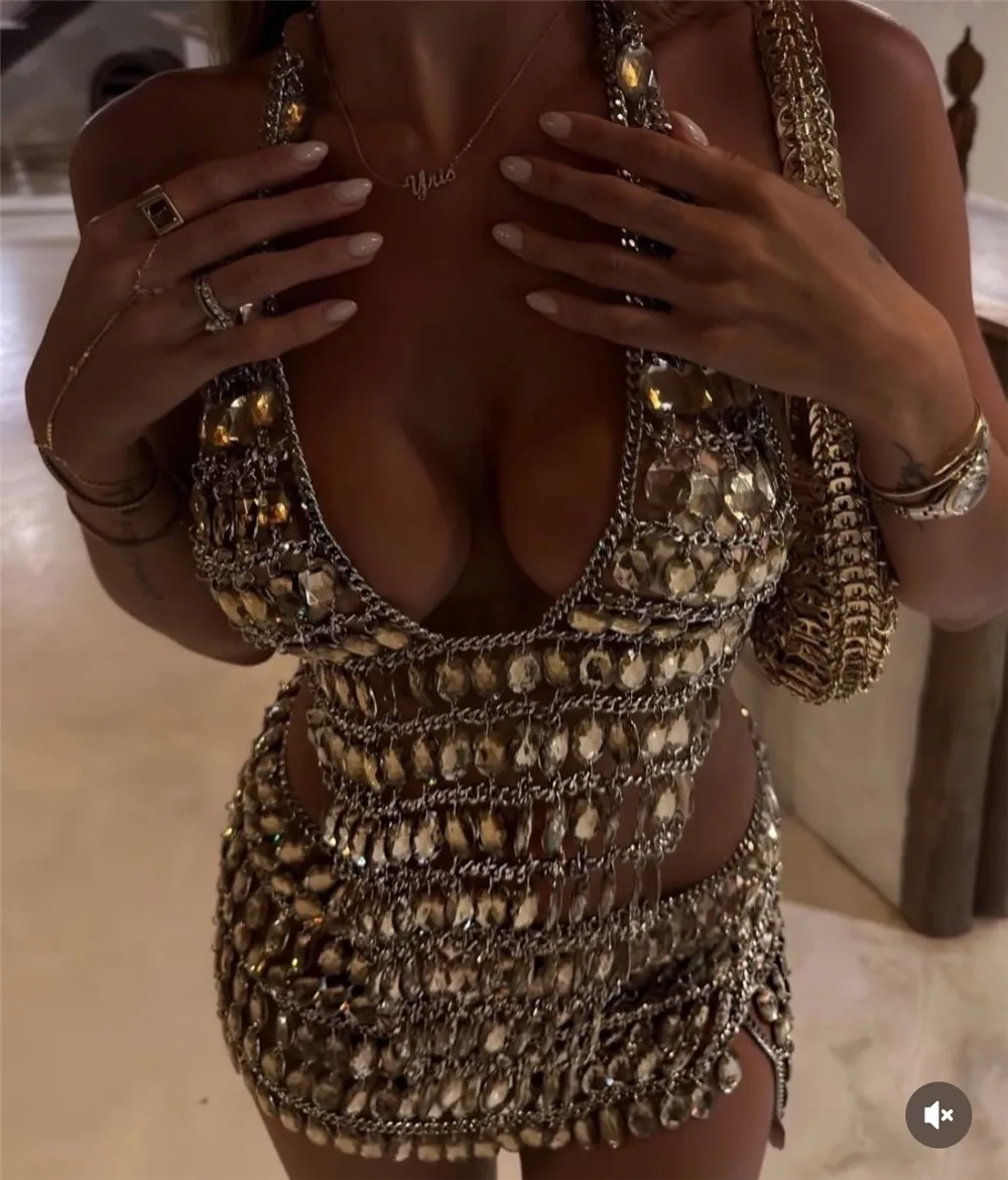 European And American Gold Sparkling Large V-Neck Vest With Waist Chain Set, Holiday Body Chain For Women