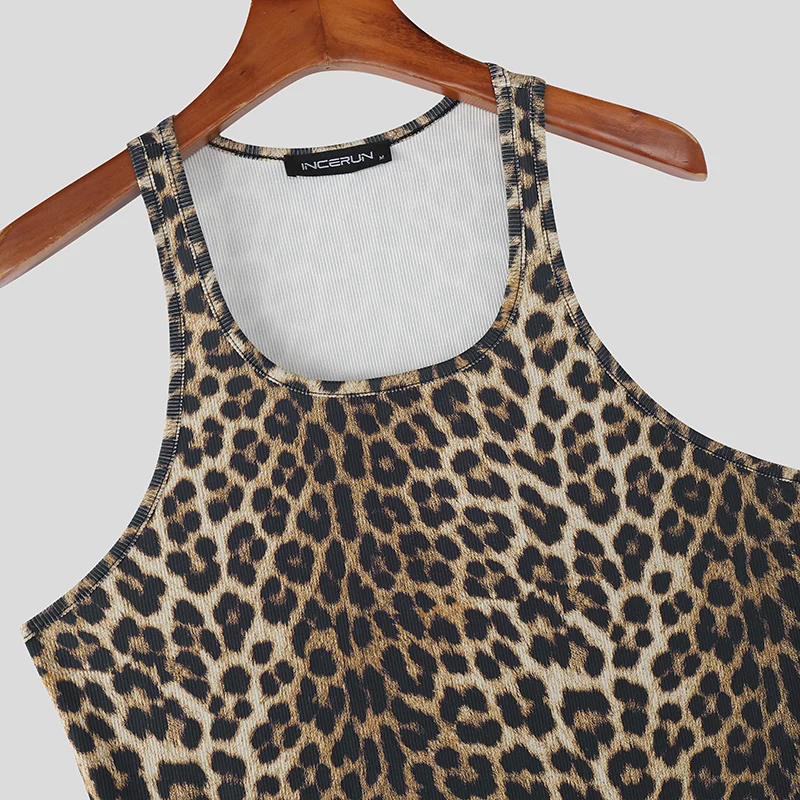 INCERUN Men Tank Tops Leopard Printing O-neck Sleeveless Summer Male Vests Streetwear Knitted 2026 Fashion Casual Men Clothing