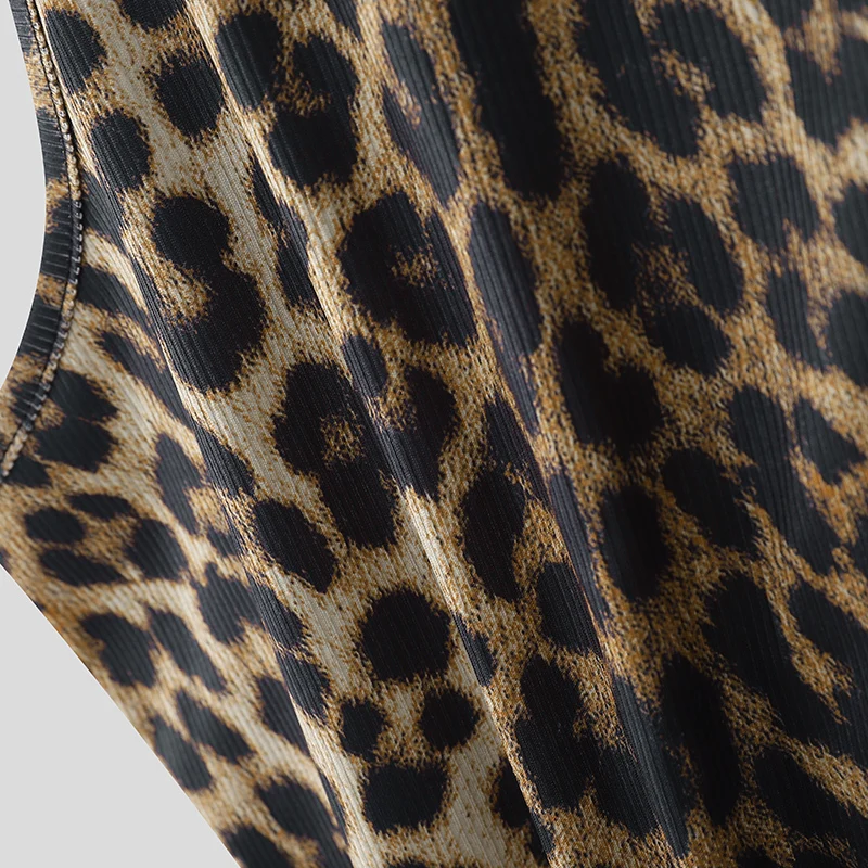 INCERUN Men Tank Tops Leopard Printing O-neck Sleeveless Summer Male Vests Streetwear Knitted 2026 Fashion Casual Men Clothing