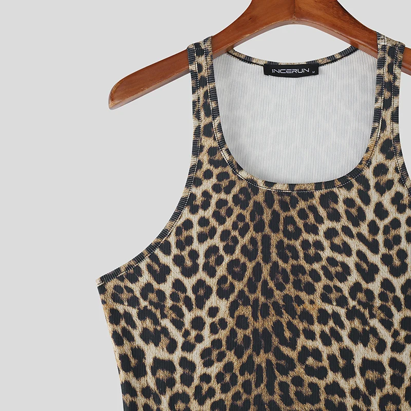 INCERUN Men Tank Tops Leopard Printing O-neck Sleeveless Summer Male Vests Streetwear Knitted 2026 Fashion Casual Men Clothing