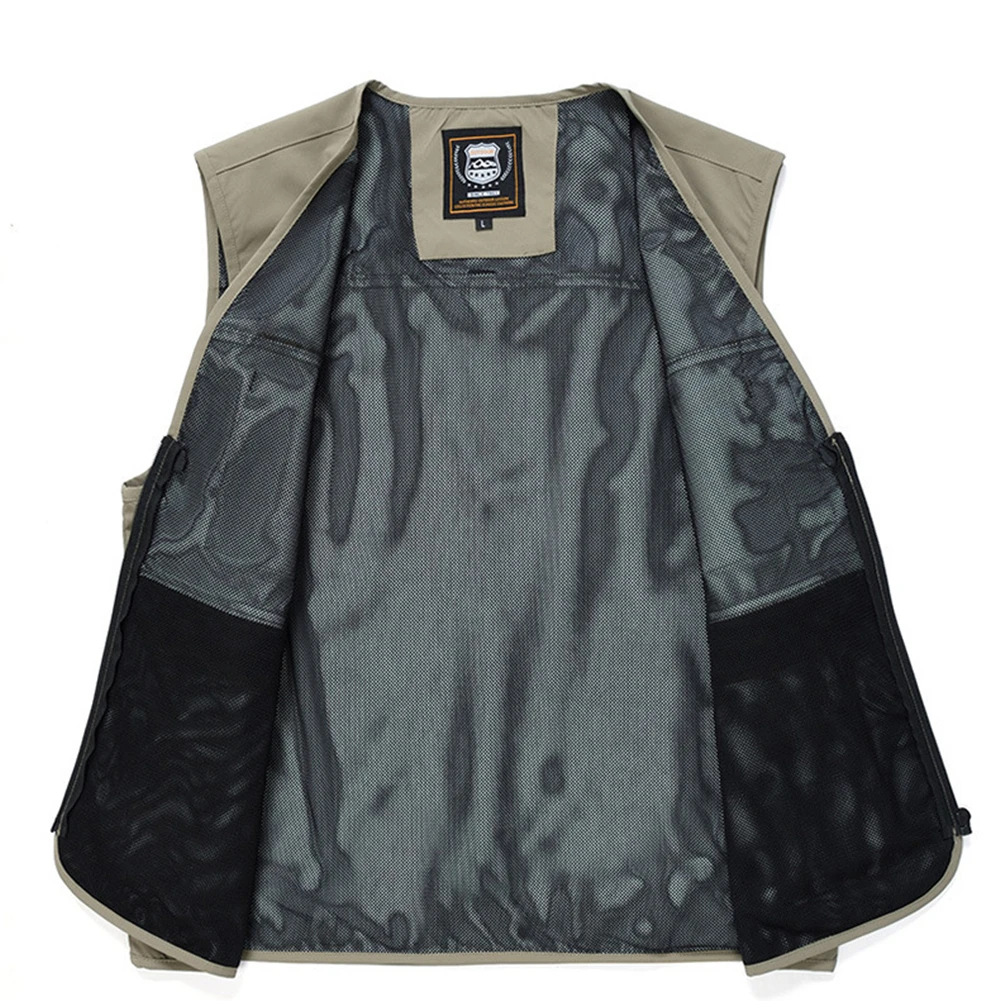 FGKKS Brand Men's Fashion Vest Solid Color Tooling Style Waistcoat Thin Multi-Pocket Casual Loose Vest for Men