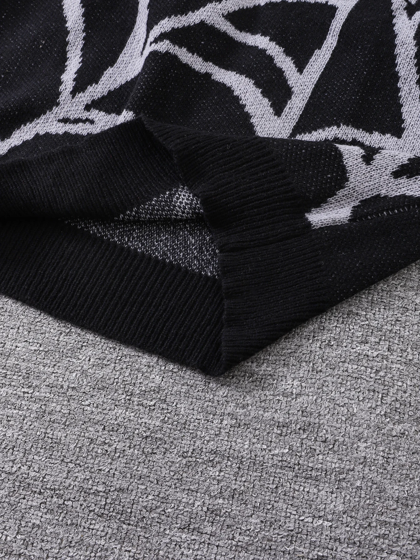 New Popular Autumn and Winter Spider Web Jacquard Pattern Pullover Sweater Casual Round Neck Knitted Men's Pullover