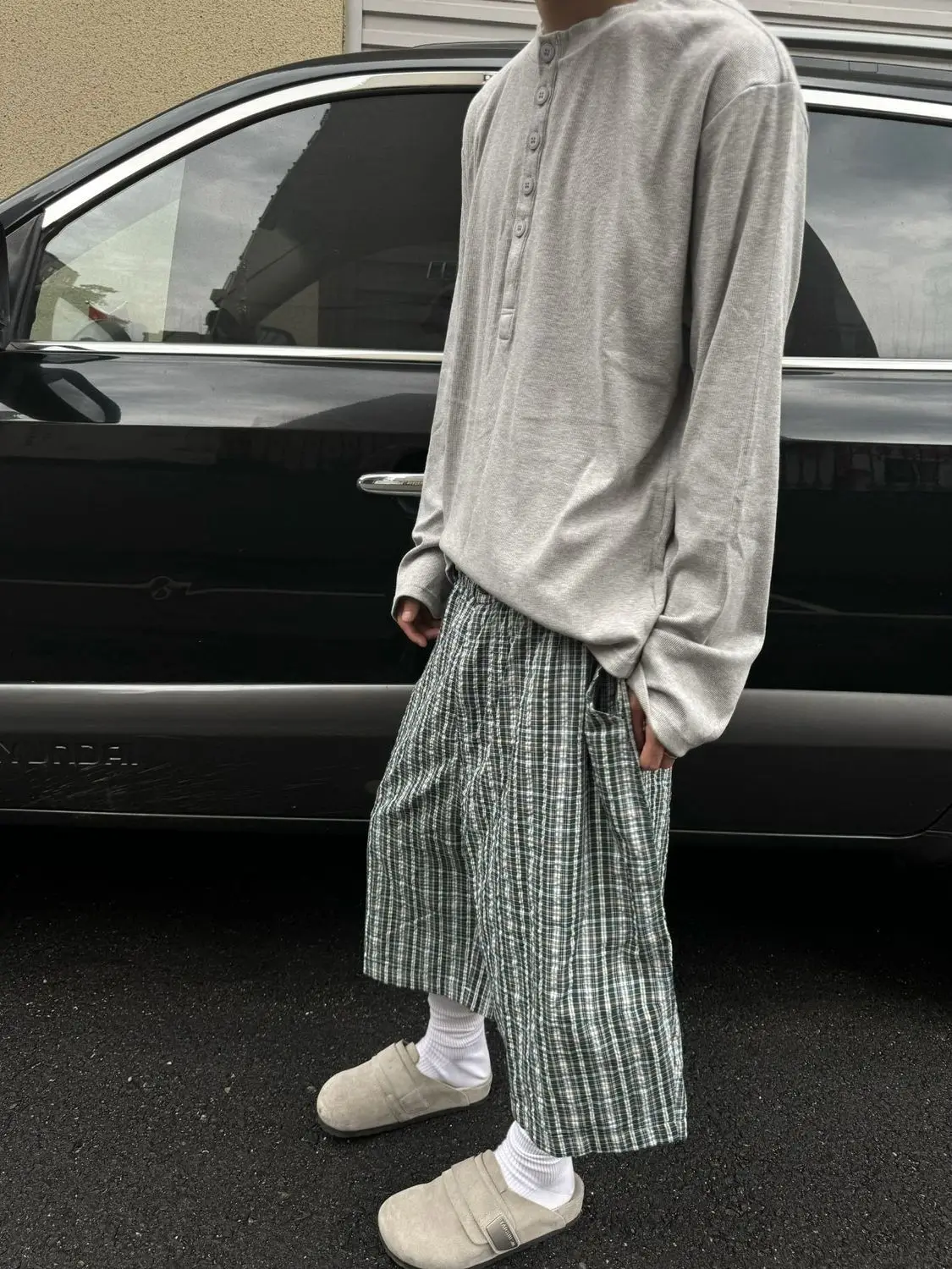 Men's Retro Plaid Thin Cropped Pants Summer Cool Boys Shorts Wide Leg Casual Bottom Male High Waist Half Trousers