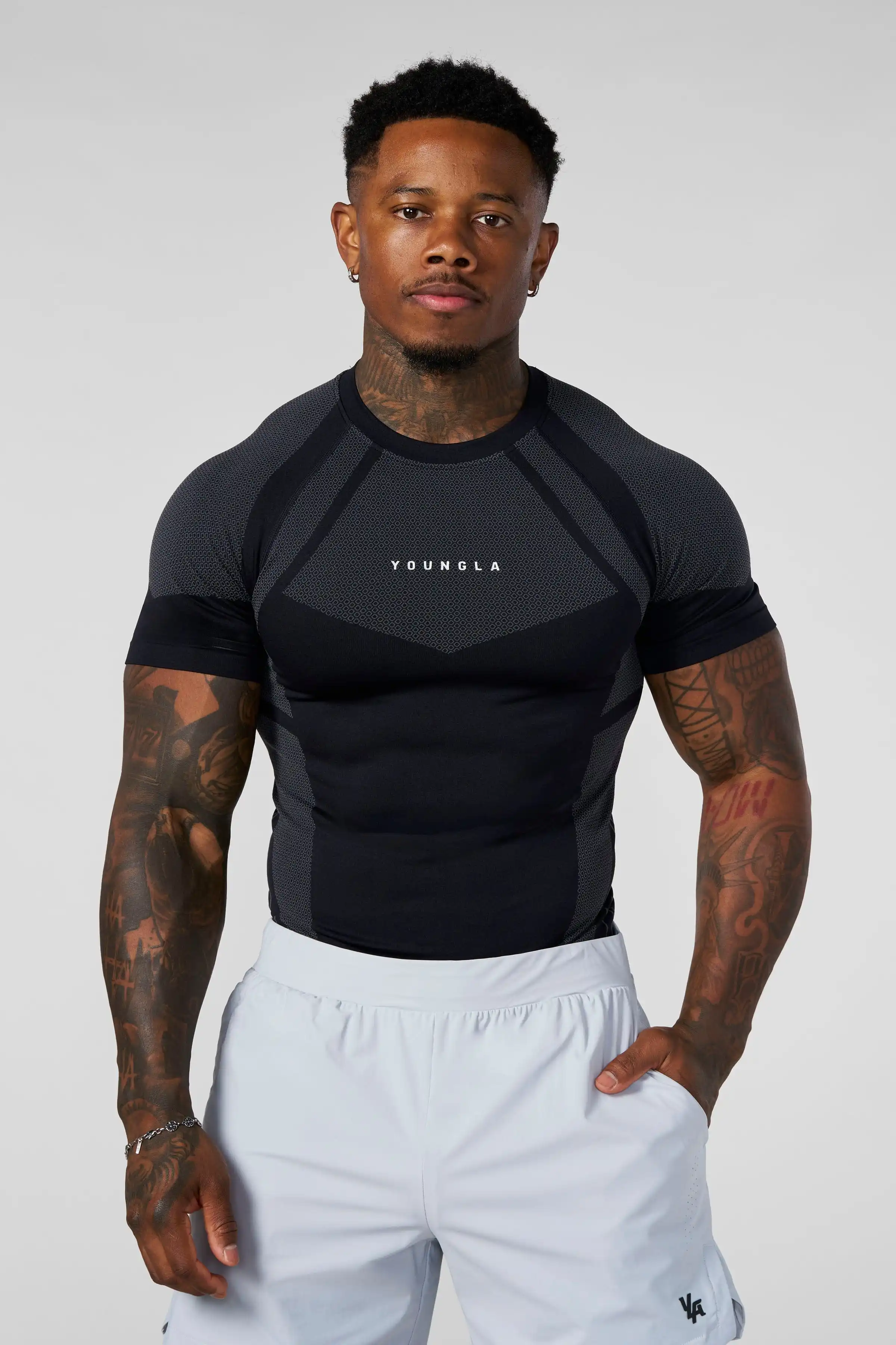 Men Seamless Compression T-shirt Quick Dry Breathable Gym Workout Tee Elastic Slim Fit Fitness Running Short Sleeve Sport Top fo