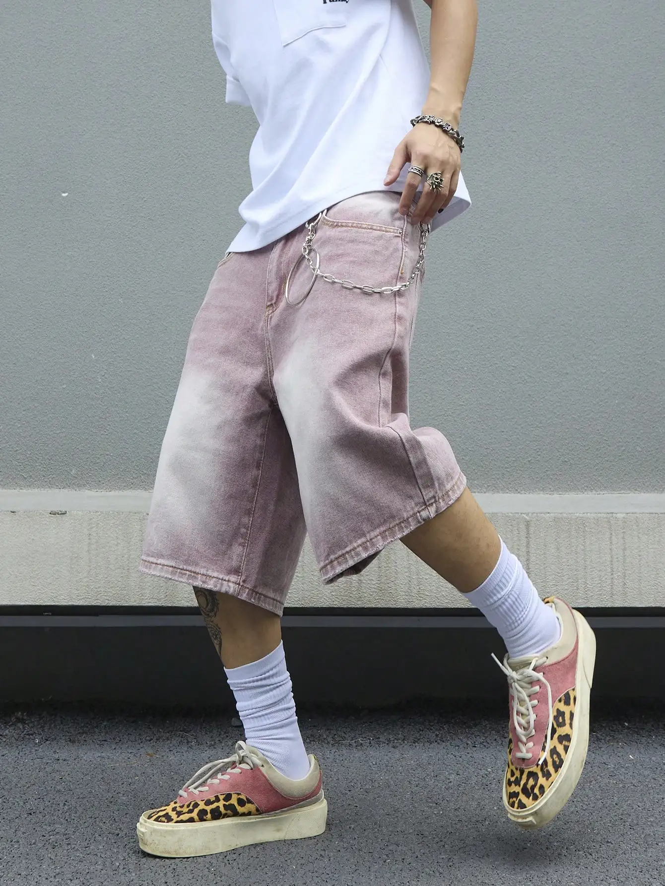 Men's Pink Gradient Denim Shorts Vintage Wash Baggy Jorts Wide Leg Streetwear Oversized Knee Length Summer Shorts Y2K Fashion