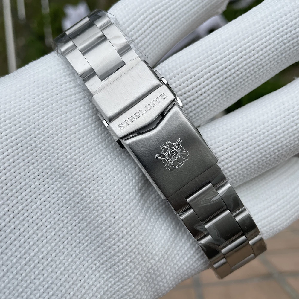 SD1970 Steeldive Brand Sunray Dial Milled Clasp Bracelet 44mm Case 200M Waterproof NH35 Turtle Men Dive Watch with Ceramic Bezel