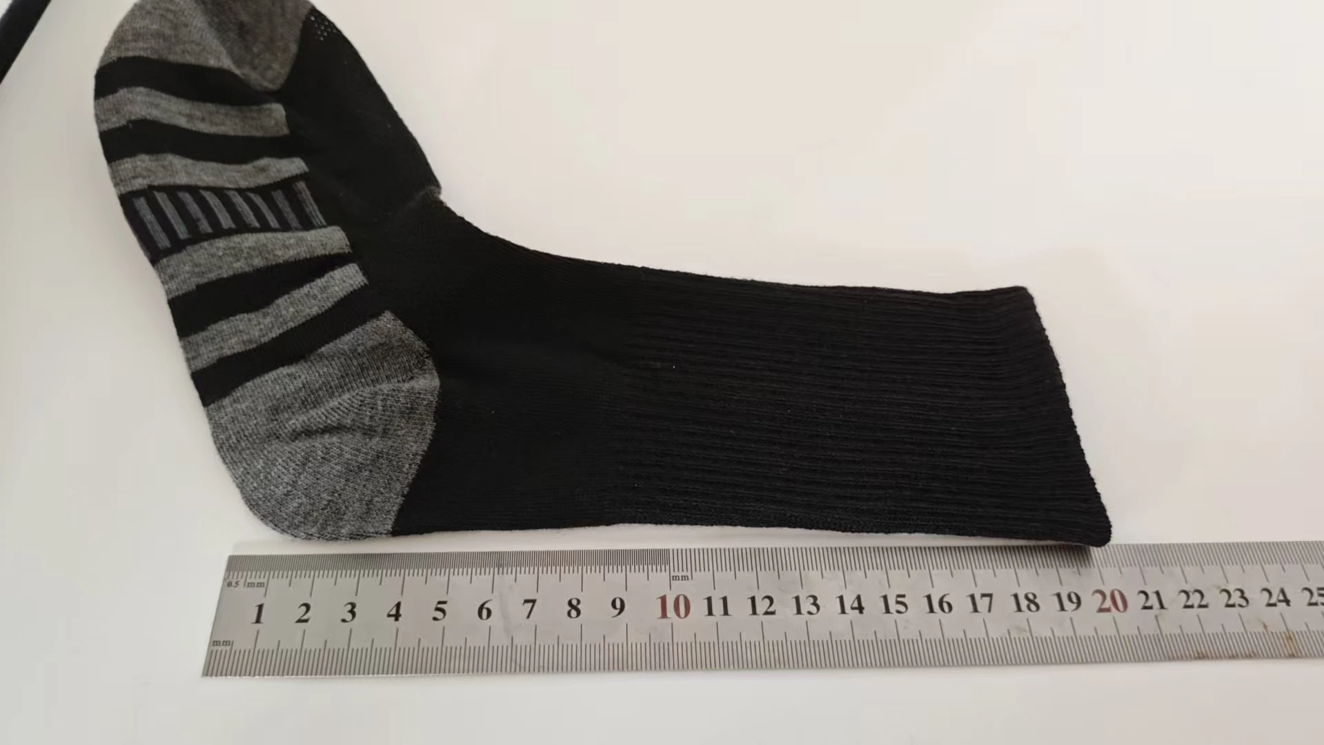 10/20/30 Pairs Men's Classic Crew Socks Unisex Sports Socks for Men Running Basketball Anti-slip Outdoor Breathable Man Socks