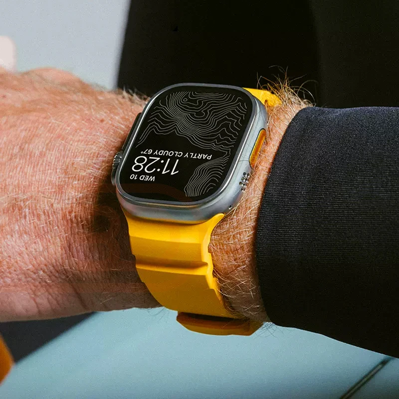 Sport Silicone Band For Apple Watch Ultra 2 10 9 8 7 6 SE 5 4 Titanium Metal Bracelet Strap For iWatch 42mm 44mm 45mm 46mm 49mm