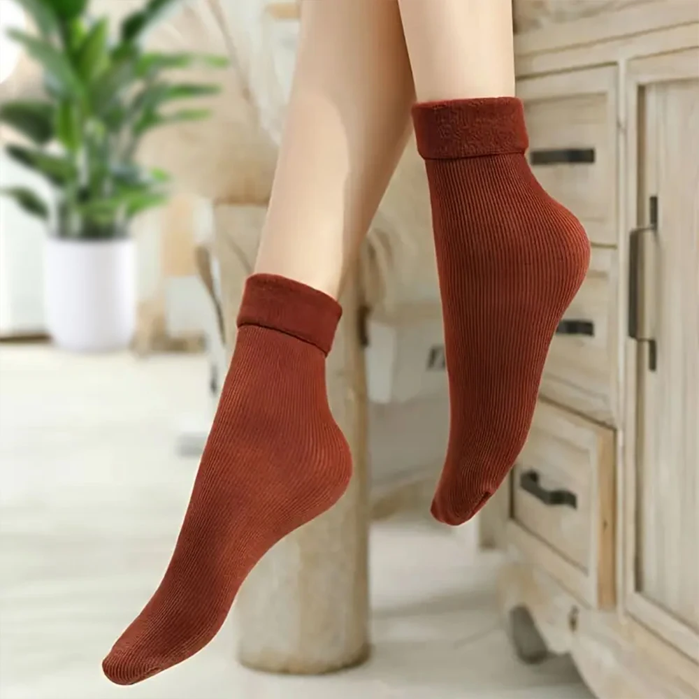 4 Pairs Winter Warm Solid Women Socks Thicken Thermal Socks Black Skin Seamless Snow Sock Unisex Socks