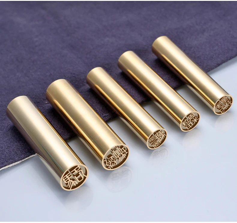Custom Metal Personal Stamps Round Chinese Name Special Stamp Portable Exquisite Teacher Painter Calligraphy Painting Brass Seal