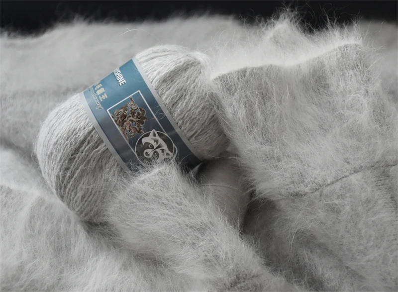 Fur Mink Yarn for Knitting 2-Ply Worsted Fluffy Yarn for Crocheting Needlework 1 Skein 340 M 50+20g
