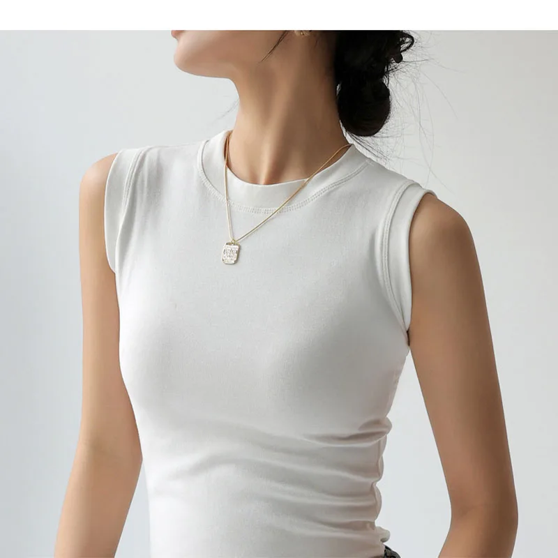 Camisole Vest for Women Round Neck Colourful Basic Sleeveless Undershirt Tops Tees with Coverage for Side Cleavage
