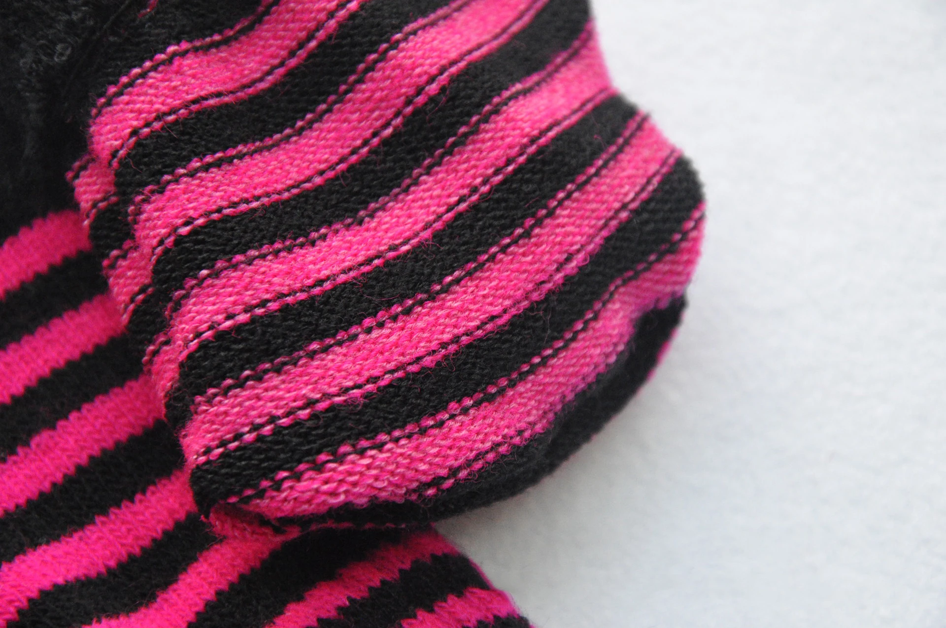 Autumn Winter New Half Finger Striped Warm Gloves For Men Women Students Knitted Mittens Outdoor Knitting Cycling Writing Gloves