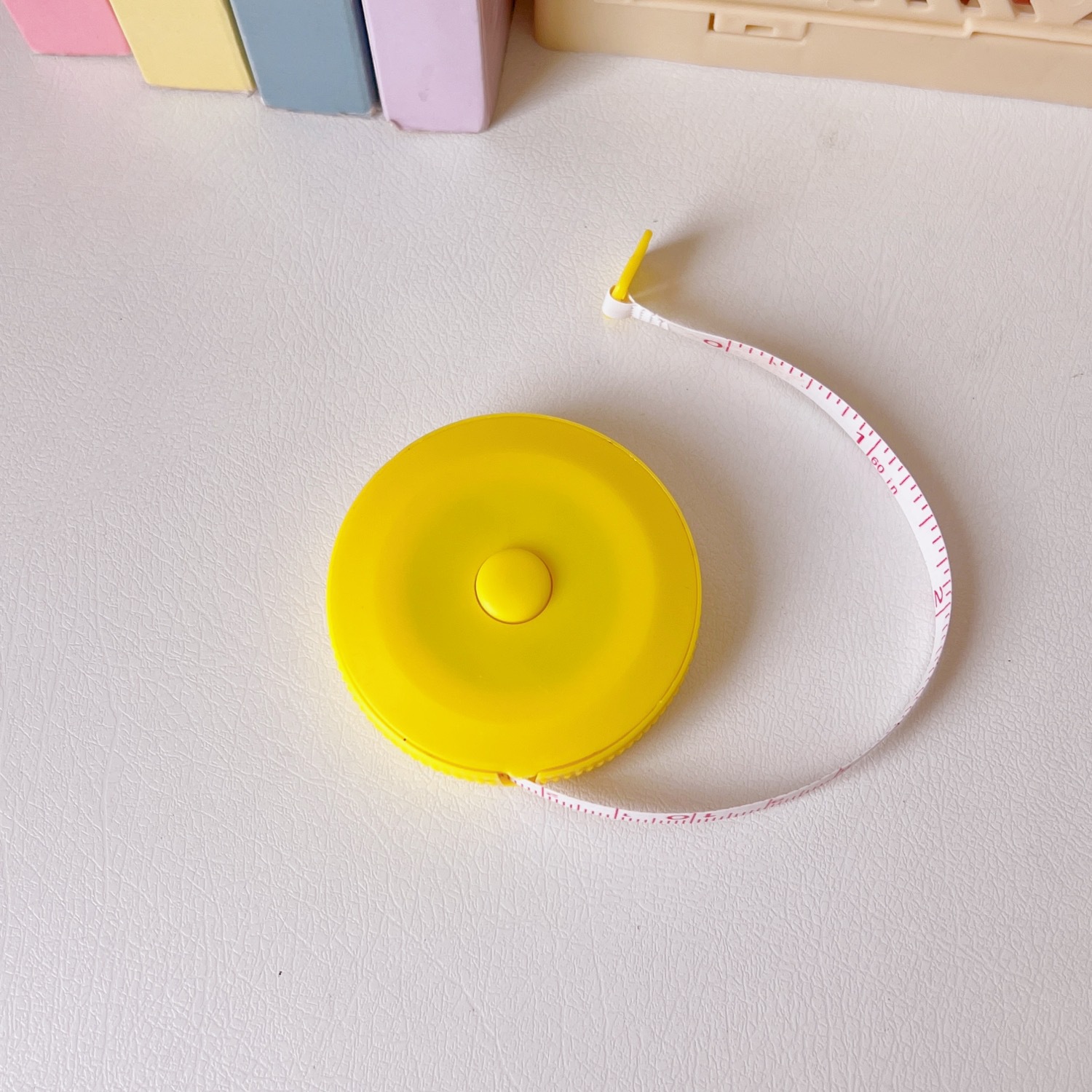 1 Pc 1.5m Portable Retractable Ruler Mini Tape Measure Sewing Leather Ruler Children Height Ruler Centimeter Inch Roll Tape