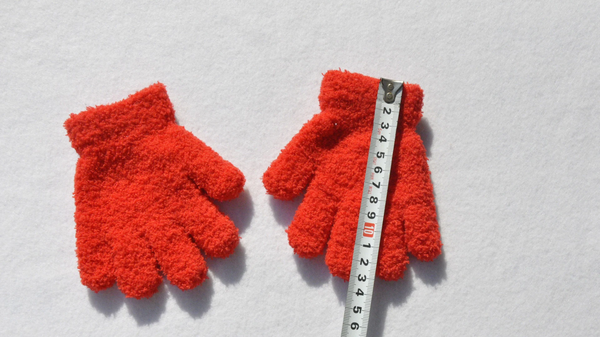 Children Gloves For 3-6 Years Old Winter Kids Coral Fleece Thicken Baby Plush Furry Full Finger Mittens Soft Gloves Keep Warm