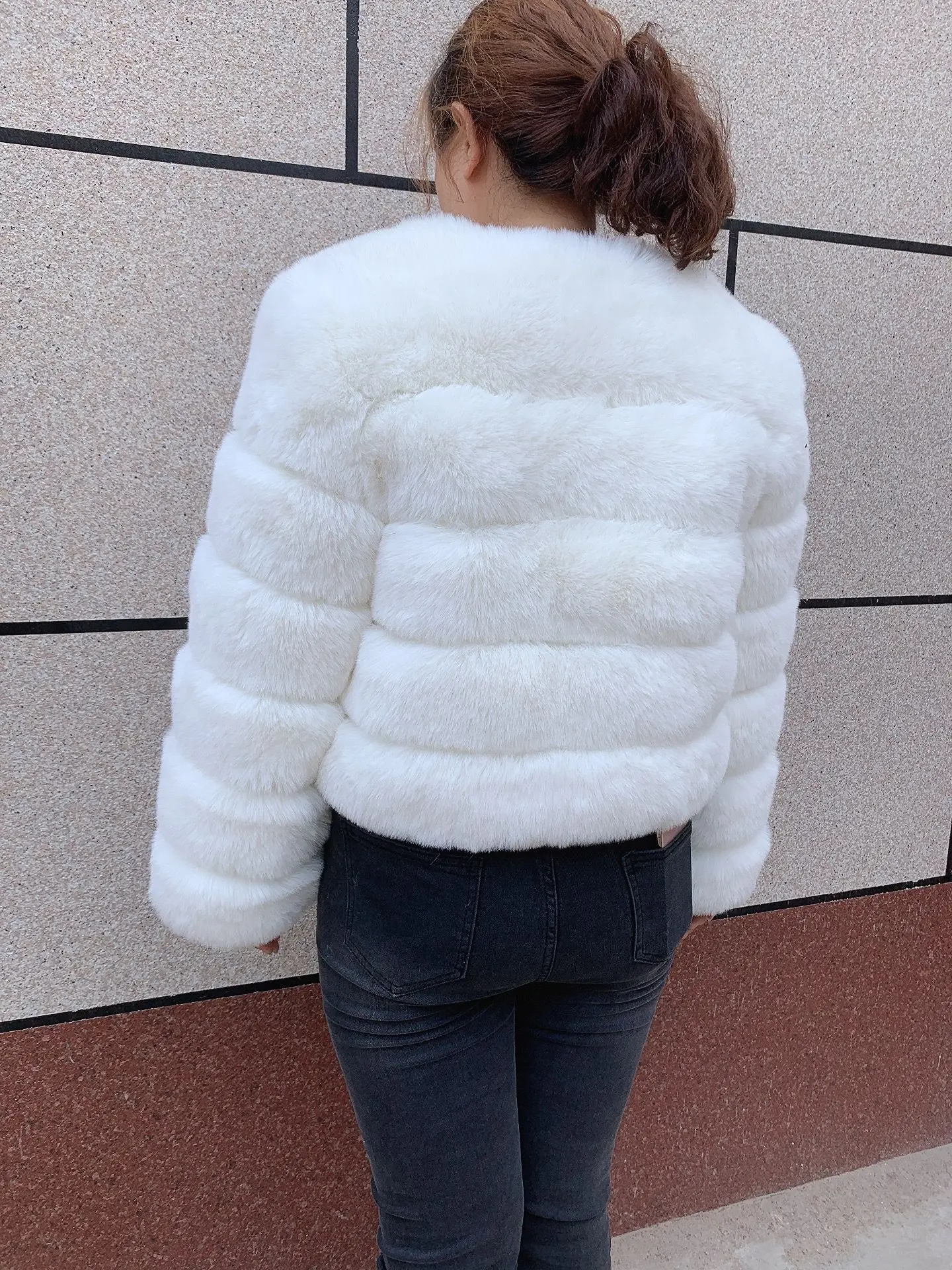 Women's Fashion Faux Fur Coat Super Hot Autumn Winter Women Short Faux Fox Fur Fluffy Jacket High Quality 7XL Ladies Furry Coats
