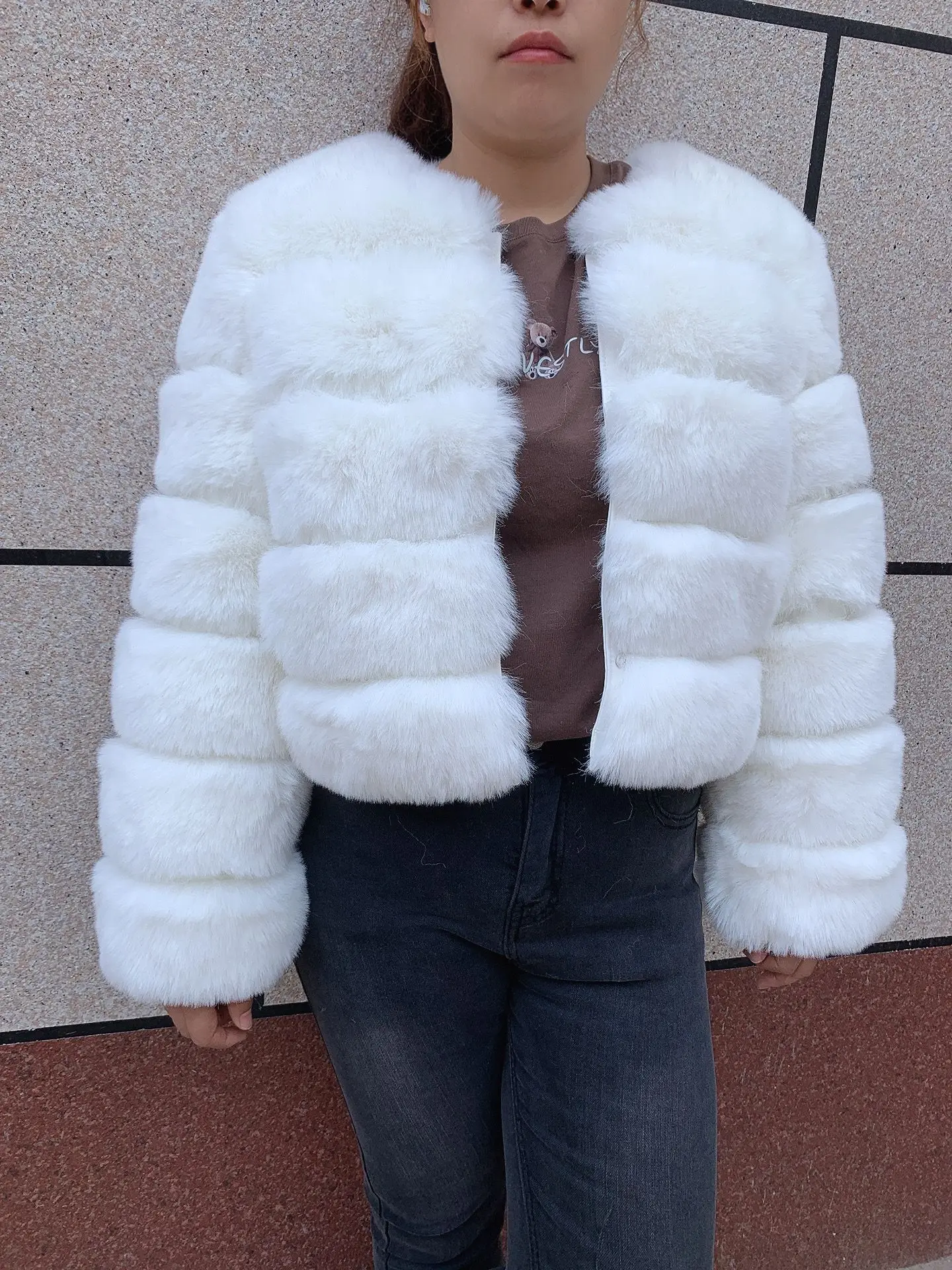 Women's Fashion Faux Fur Coat Super Hot Autumn Winter Women Short Faux Fox Fur Fluffy Jacket High Quality 7XL Ladies Furry Coats
