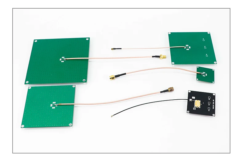 UHF RFID Circular Ceramic Antenna Use for Access Control UHF RFID Reader Small Antenna with SMA MMCX TNC for UHF RFID Reader