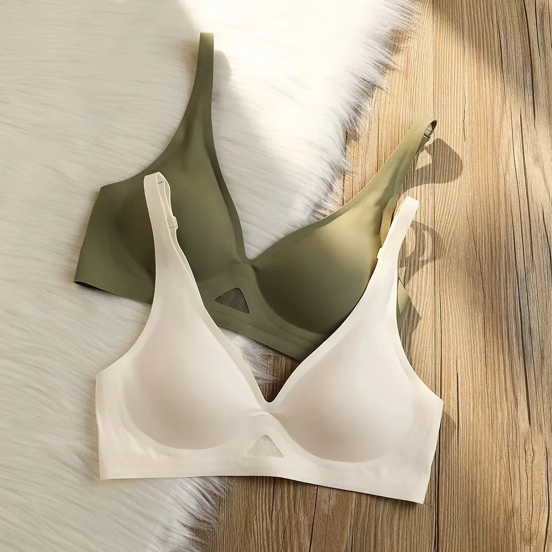 V-neck Push-Up Bras For Women Non-wire Bra Seamless Underwear Invisible Padded Bralette Breathable Mesh Patchwork Lingerie S-XL