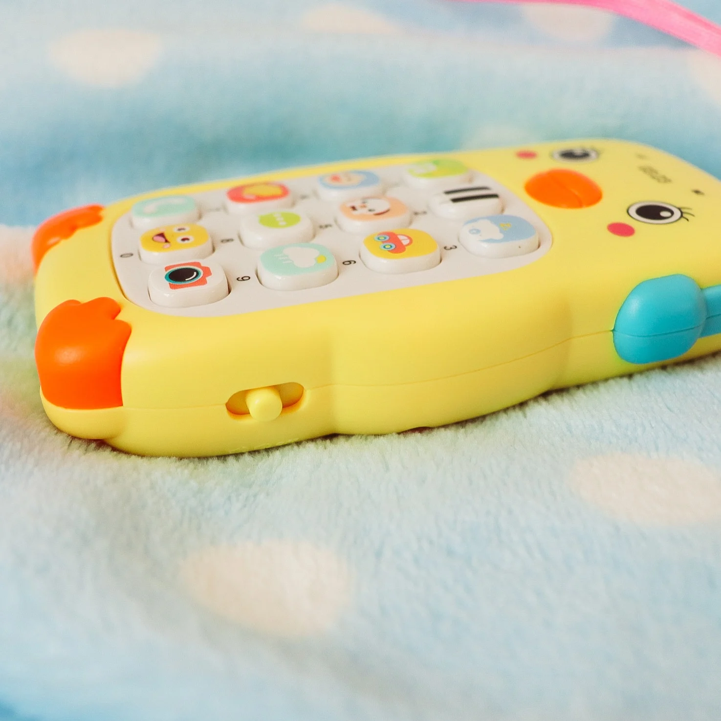 Baby Musical Mobile Phone Cartoon Teether Phone with Sound & Light Telephone Electronic Toy Eucational Learning Toys Baby Gifts