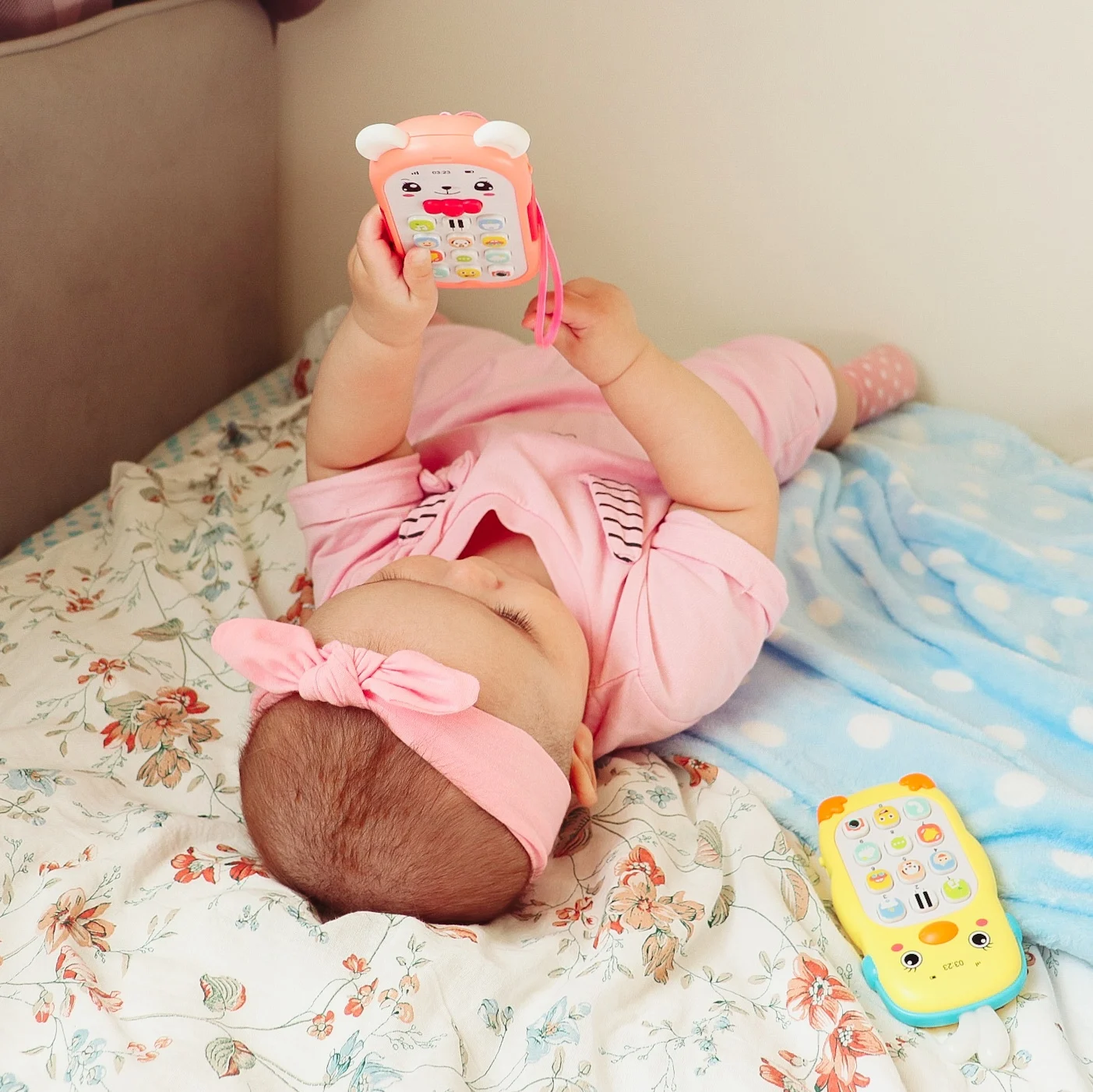 Baby Musical Mobile Phone Cartoon Teether Phone with Sound & Light Telephone Electronic Toy Eucational Learning Toys Baby Gifts