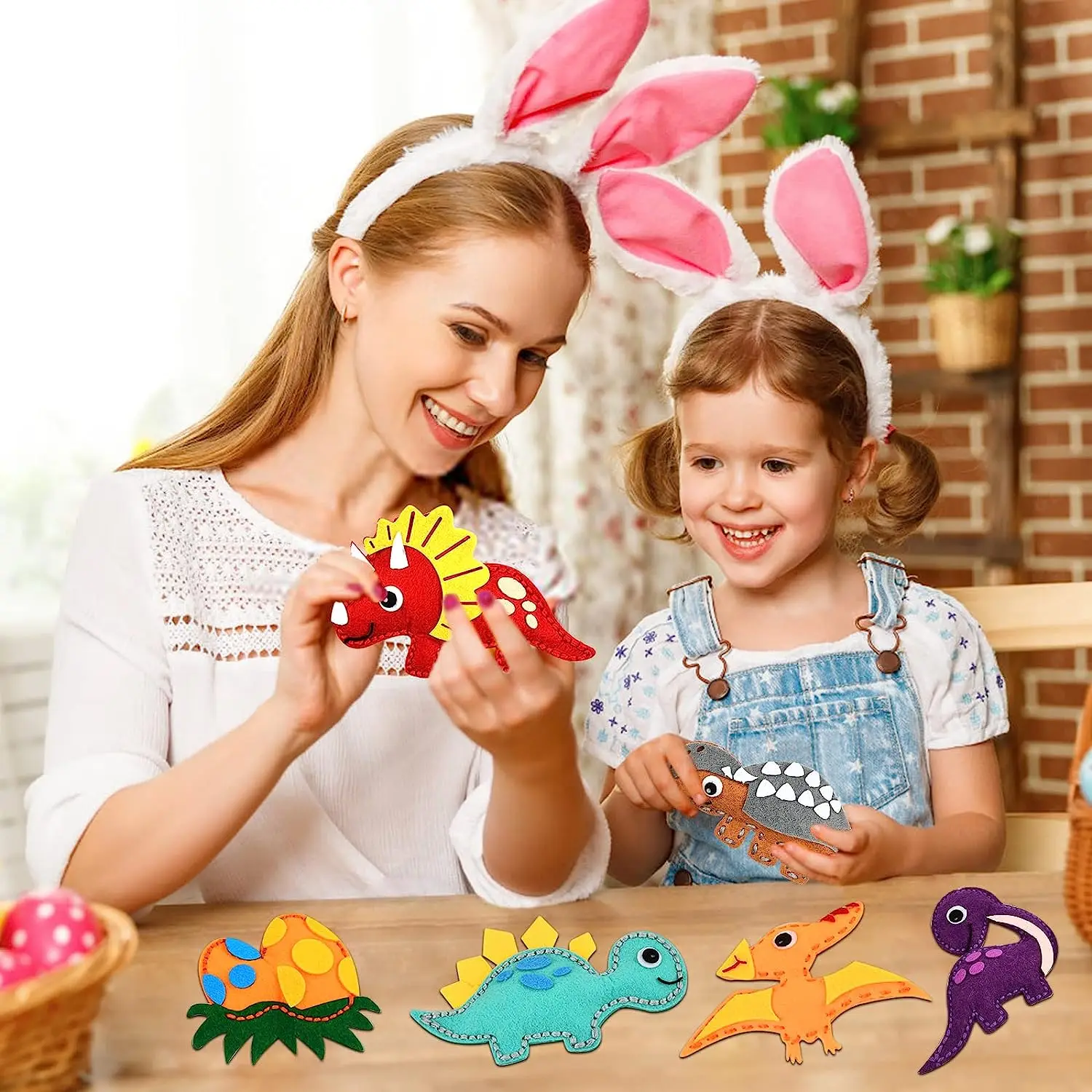 Woodland Animals Craft Kit Forest Creatures DIY Sewing Felt Plush Animals for Kids Beginners Educational Sewing Set Girl Art Toy