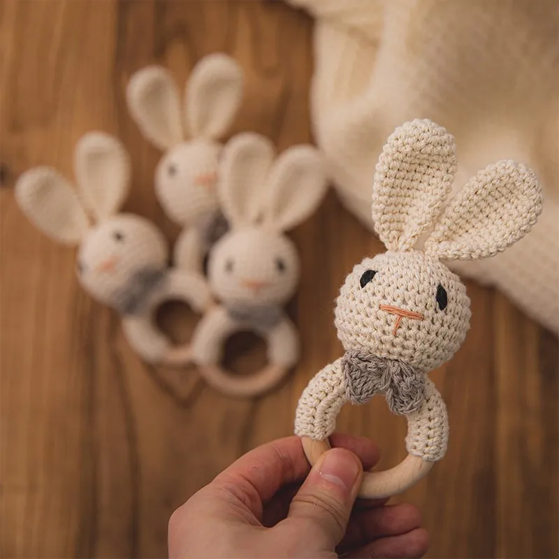 1PC Baby Lemon Crochet Ratter Toys Wood Teether Fruit Cotton Music Rattle Baby Teether Rodent Infant Gym Mobile Rattles Toy Gift