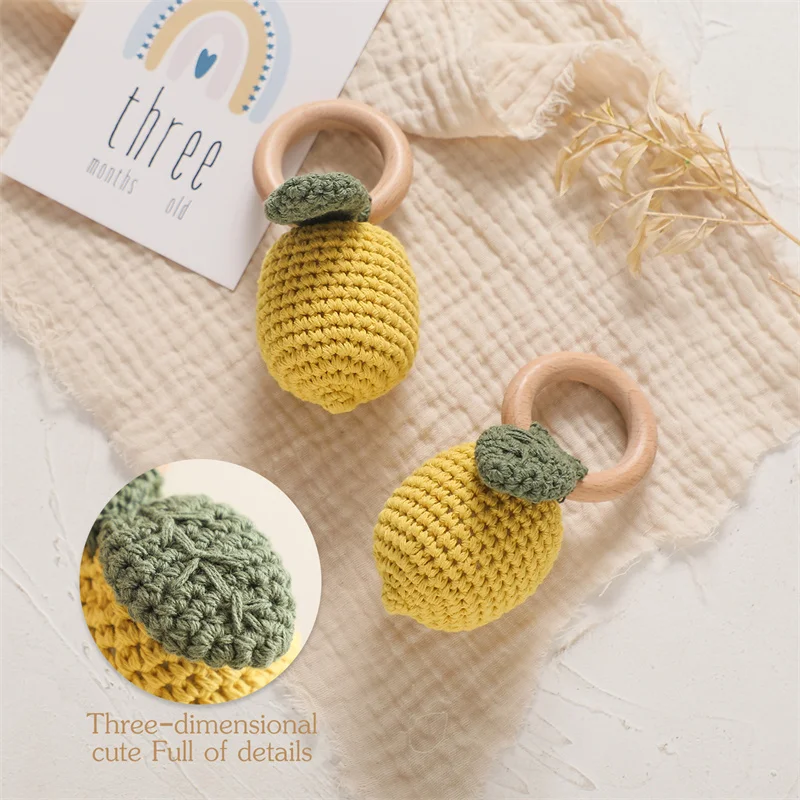 1PC Baby Lemon Crochet Ratter Toys Wood Teether Fruit Cotton Music Rattle Baby Teether Rodent Infant Gym Mobile Rattles Toy Gift