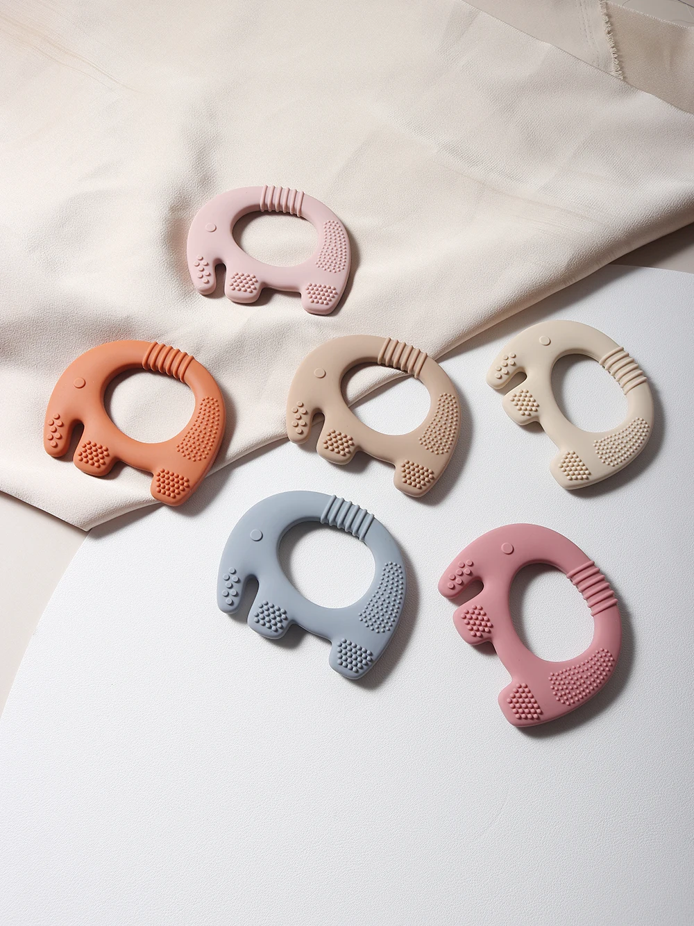 New Elephant Shape Silicone Teether Food Grade Cut Chubby Elephant Baby Teething Toy