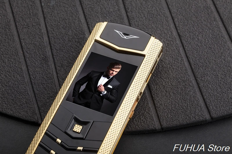 V9 Metal Body Luxury Bar Phone K9 Dual Sim Bluetooth Dialer Senior Mobile Cellphone Invisible Keyboard Support Russian Keyboard