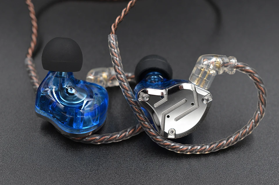 KZ ZS10 Pro Gold Earphones 4BA+1DD Hybrid 10 drivers HIFI Bass Earbuds In Ear Monitor Headphones Noise Cancelling Metal Headset