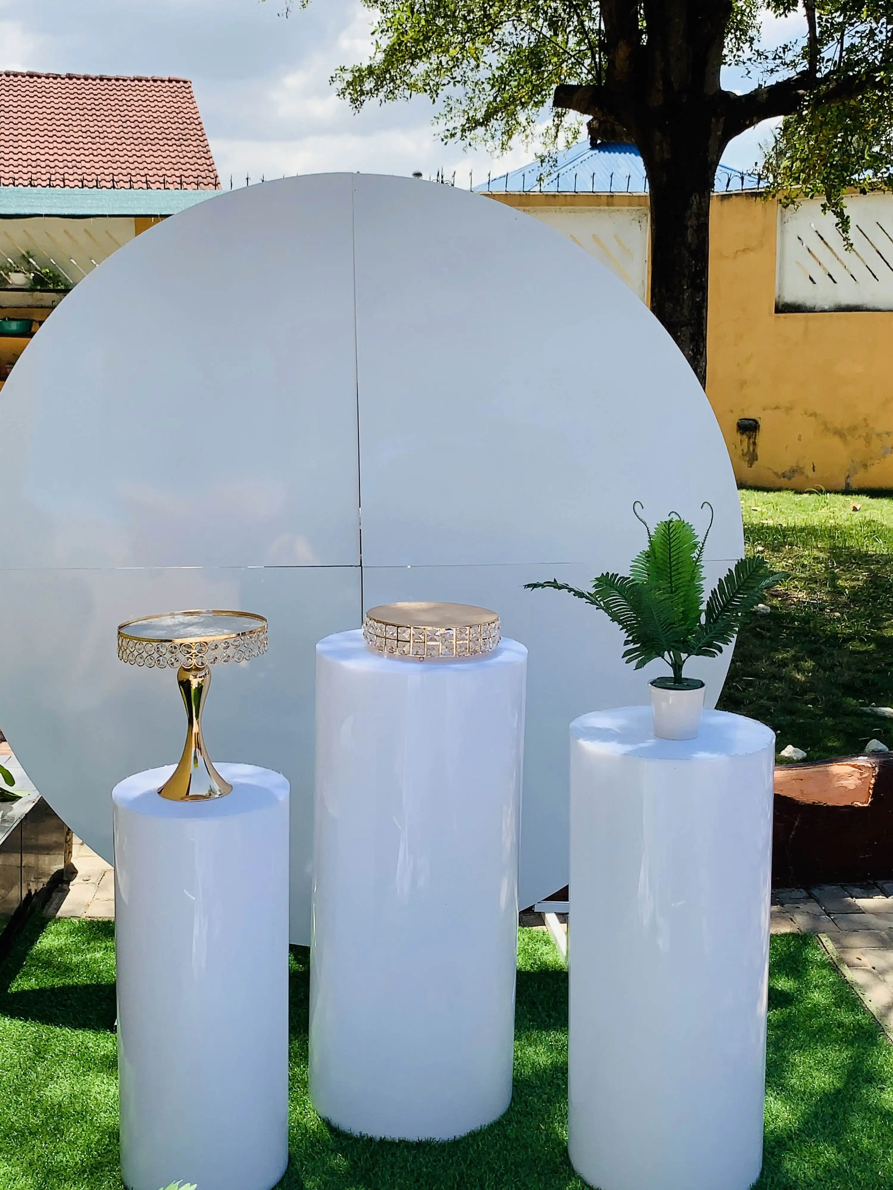 Hot 3/5pcs Round Cylinder Pedestal Display White Gold Art Decor Cake Rack Plinths Pillars for DIY Wedding Decorations Holiday