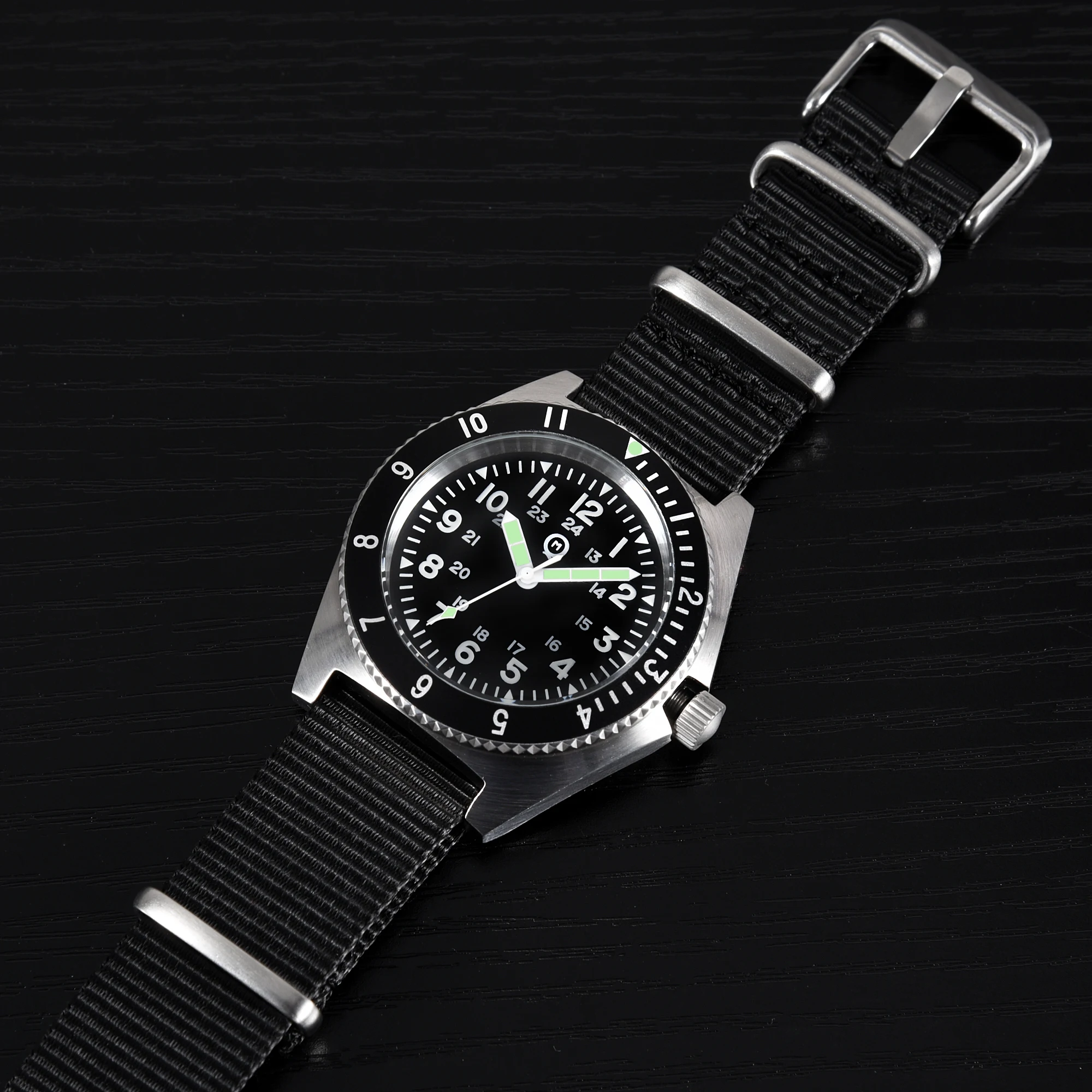 QM 'Vietnam' Men's Luminous Dive Watch US Special Forces UDT Military 300M Diver C3 SM8019DC