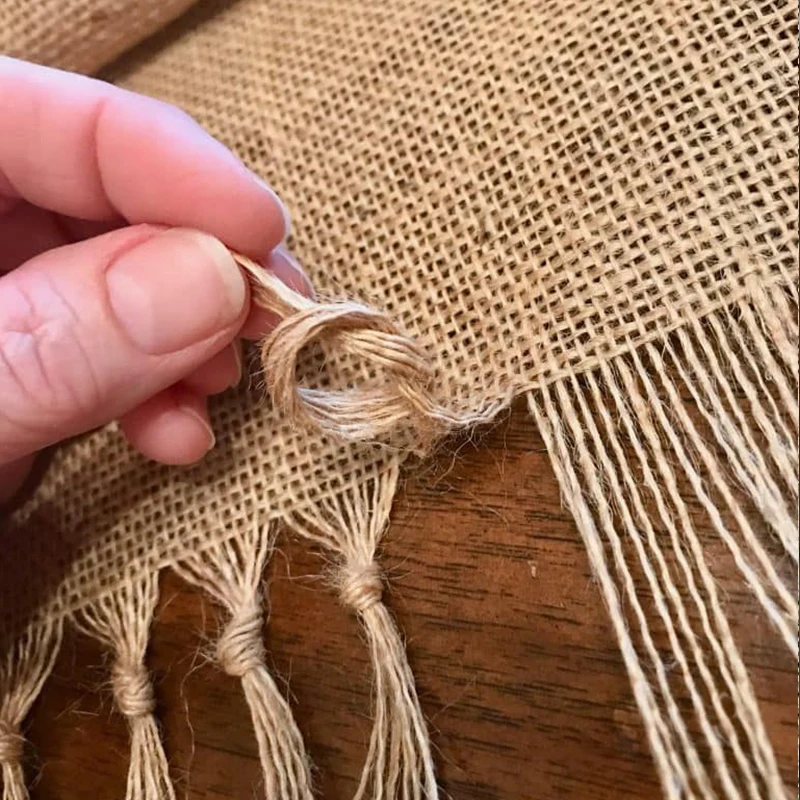 Natural Jute Tablerunner Tassel for Christmas Home Table Decoration Table Flag Cloth Wedding Decoration Table Runner