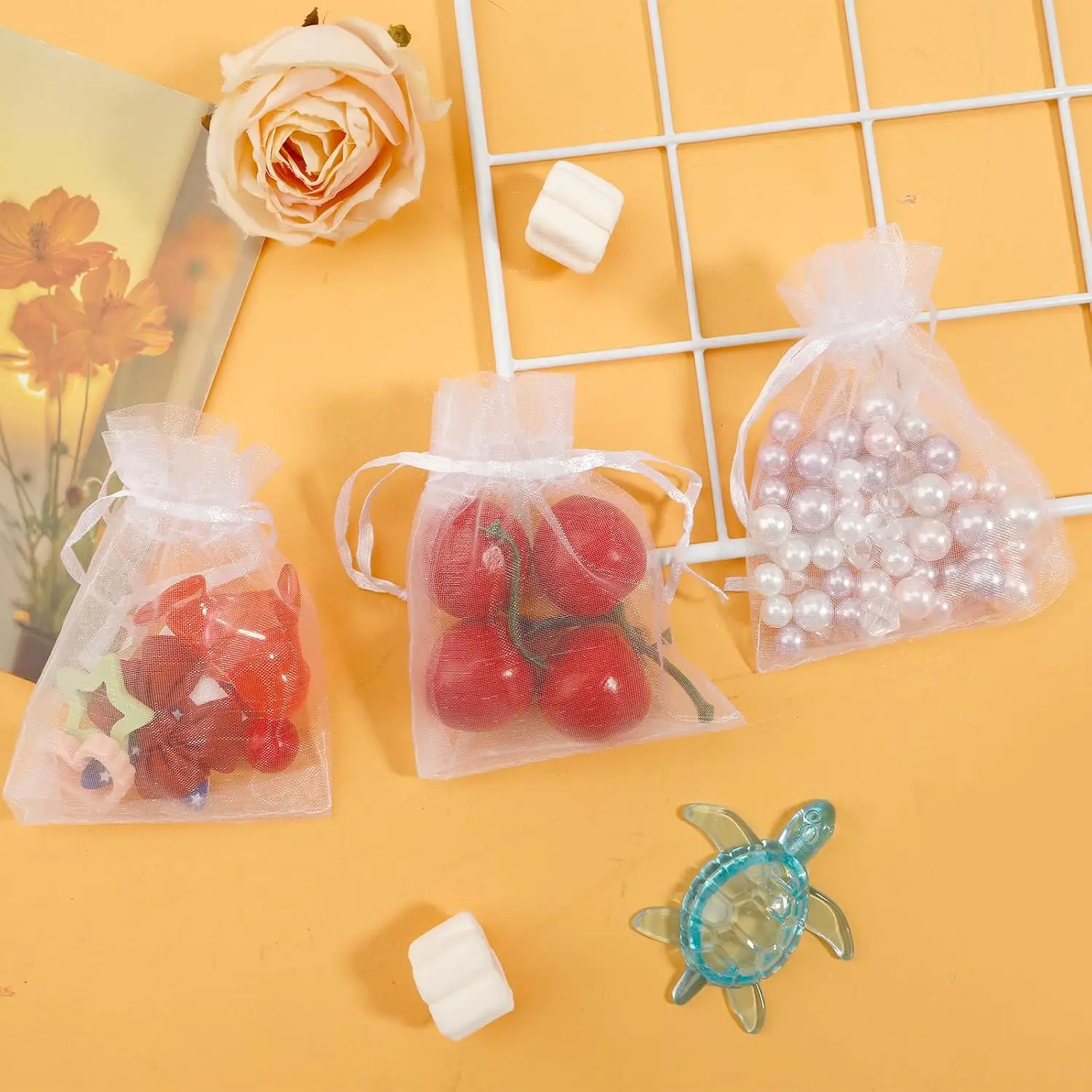50pcs White Sheer Organza Bag Jewelry Gift Party Favor Bags with Drawstring for Wedding Christmas Small Jewelry Storage