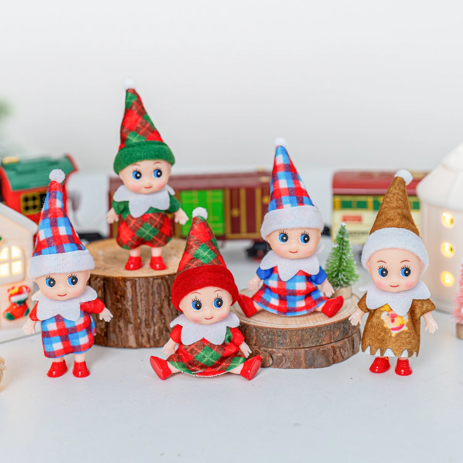 4/5/6 Pcs Mini Baby Elf Christmas Doll Mini Miniature Plaid Accessories Green and Red Suitable for Xmas New Year Decor Gift