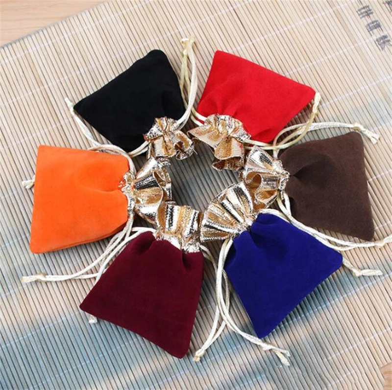 10pcs Velvet Drawstrings Gift Bags Jewelry Pouches Candy Bolsitas para Recuerdos Velvet Party Favors Present Pouch for Christmas