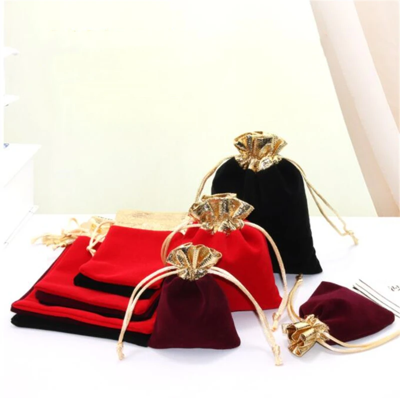 10pcs Velvet Drawstrings Gift Bags Jewelry Pouches Candy Bolsitas para Recuerdos Velvet Party Favors Present Pouch for Christmas