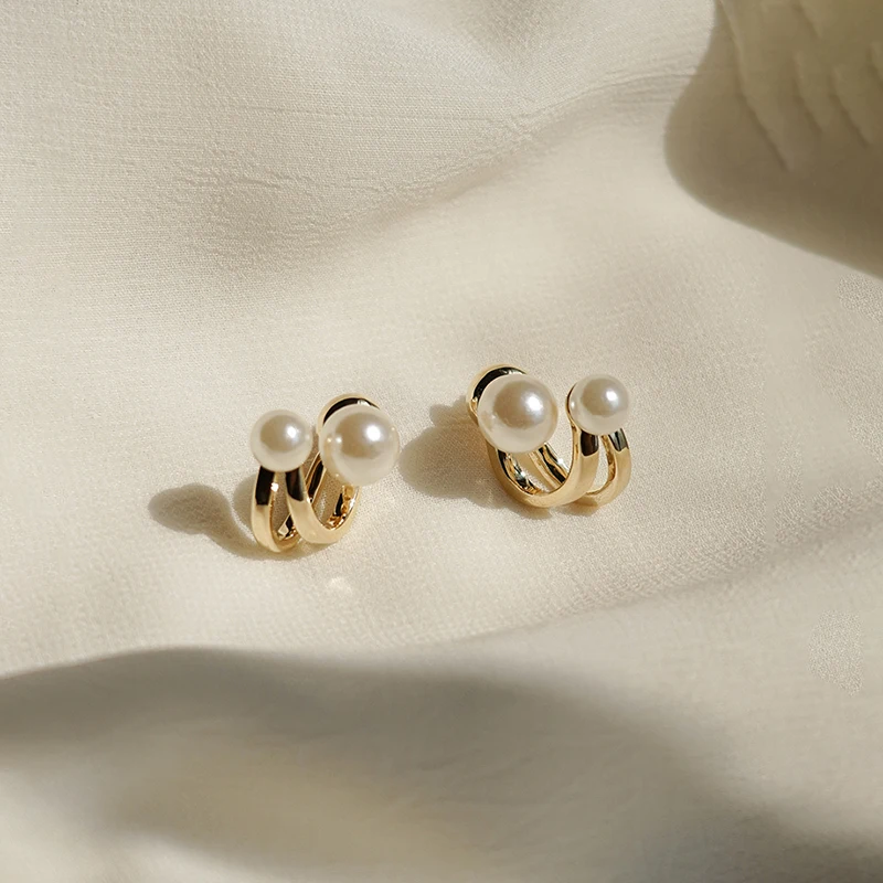 2025 New Retro Light Luxury Pearl Stud Earrings Korean Simple Jewelry Christmas Party Girl's Temperament Accessories For Woman
