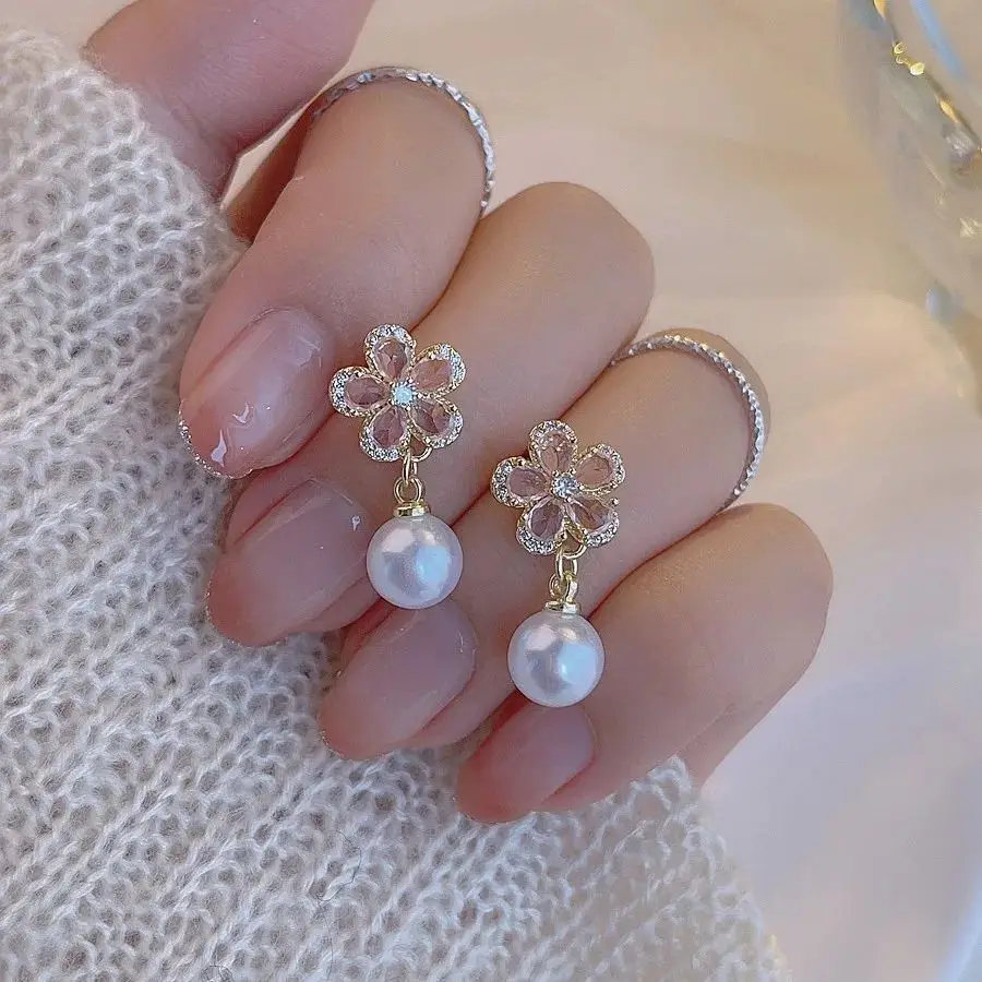 Elegant Sweet Flower Stud Earrings For Women Exquisite Zircon Imitation Pearl Flowers Earring Party Christmas Jewelry Gift