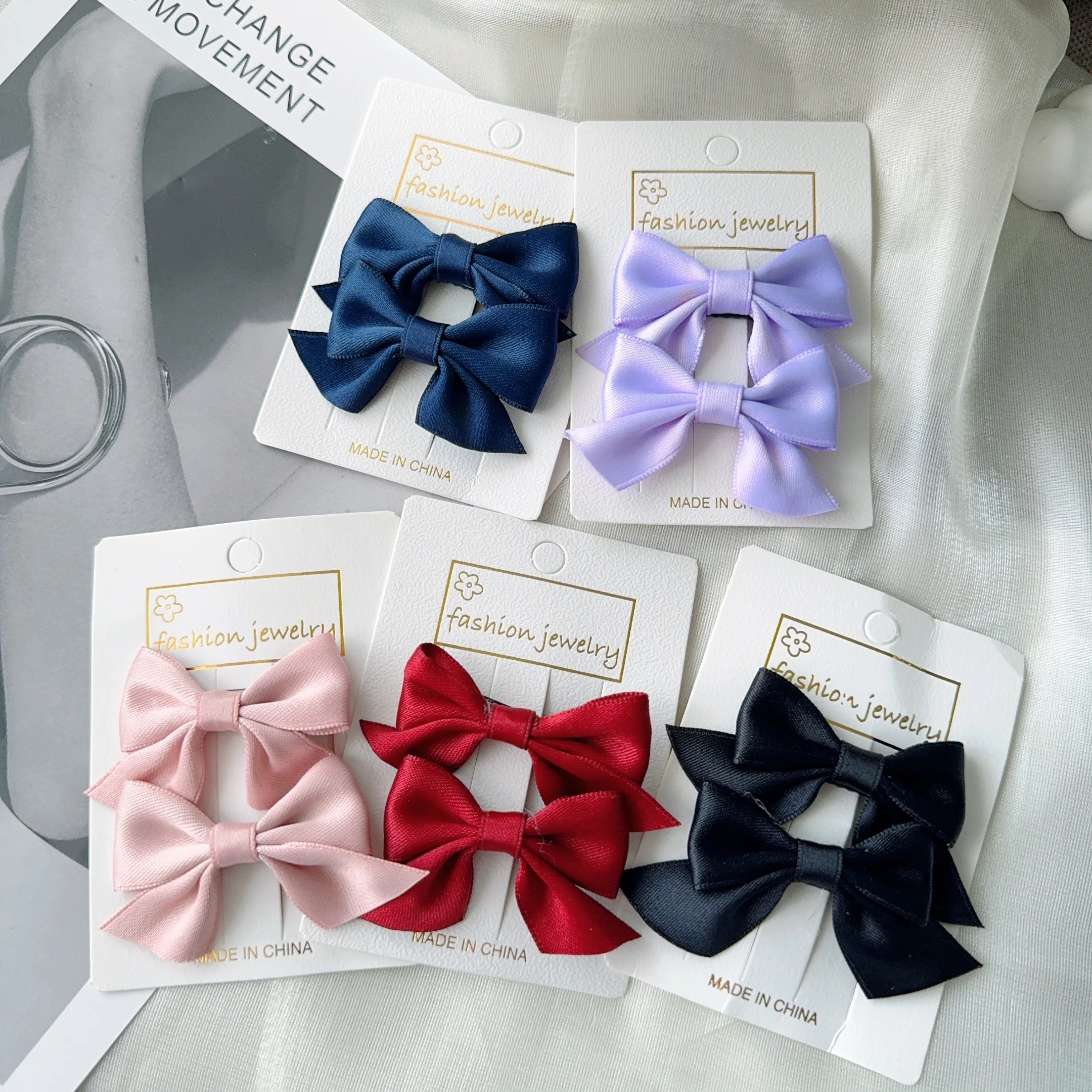 2Pcs Starry Dots Red Velvet Bow Hair Pins Hair Clips Kids Girls Fashion Christmas Barrettes Ponytail Holder Headwear Accessories