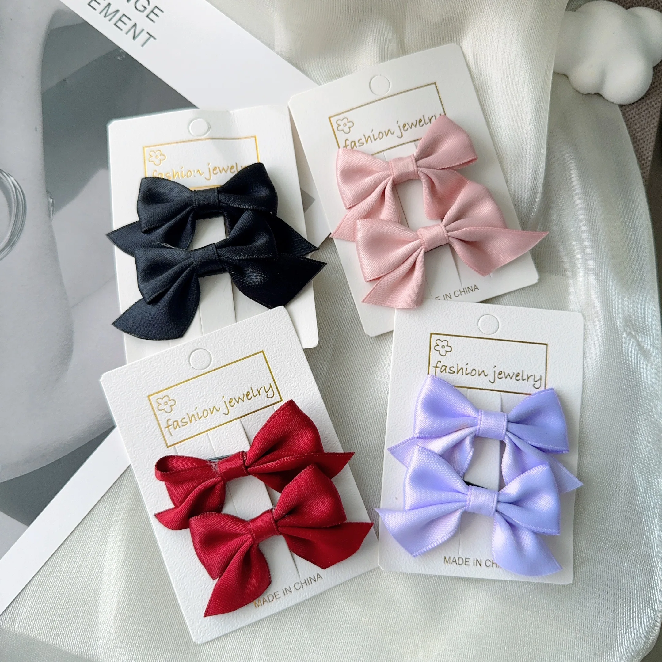 2Pcs Starry Dots Red Velvet Bow Hair Pins Hair Clips Kids Girls Fashion Christmas Barrettes Ponytail Holder Headwear Accessories
